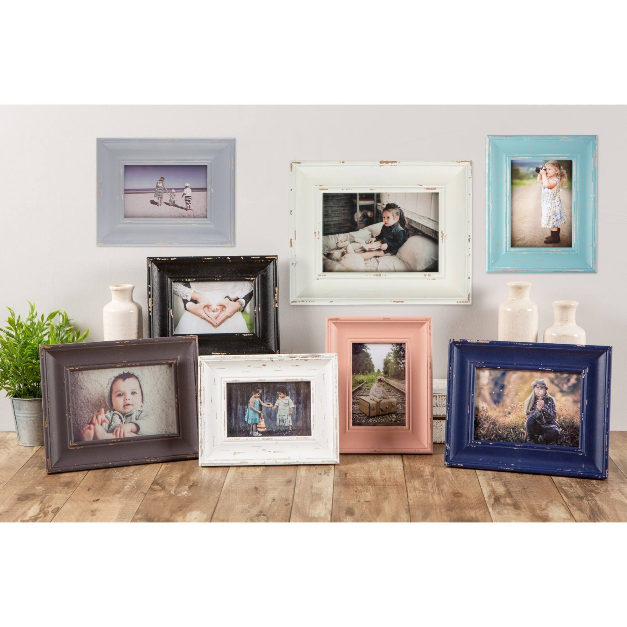 DII® Blue Distressed Farmhouse Frame